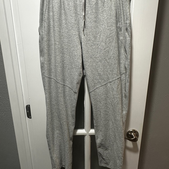 Outdoor Voices Sunday Sweatpant - Picture 2 of 8